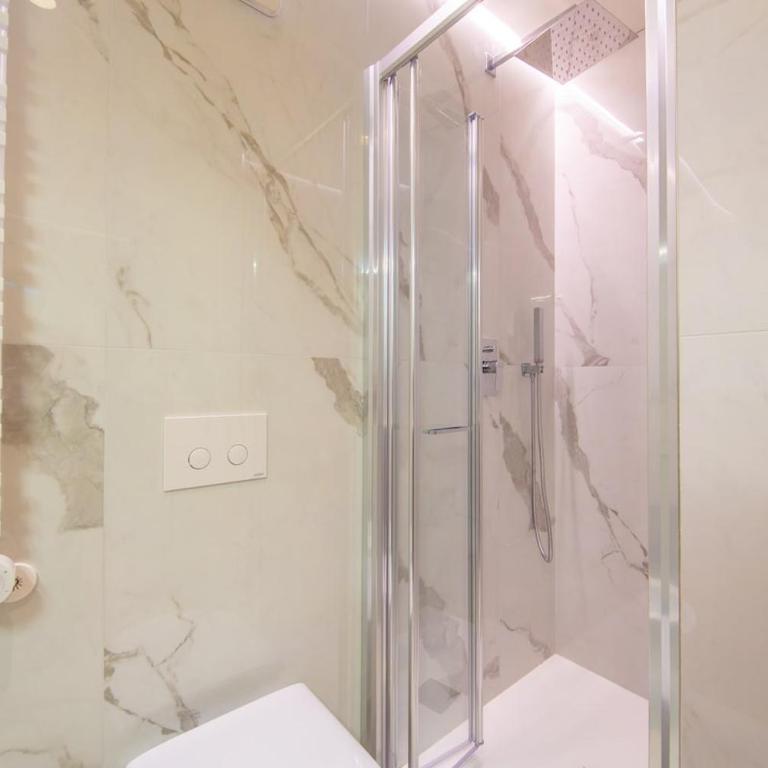 Luxurious and Bright Apartment with Balcony, 6 Guests - Appartamento Deluxe con 2 Camere da Letto e Balcone - 42