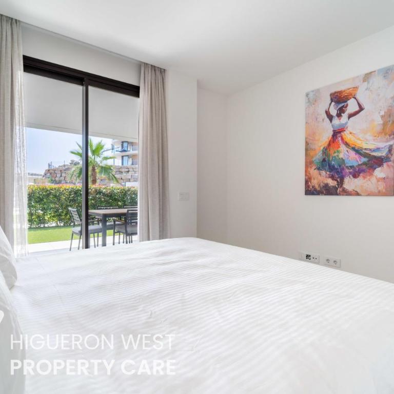 Private Garden Apartment - Pool Access and Terrace Near Carvajal Beach, Fuengirola - Appartement 3 Chambres - 27