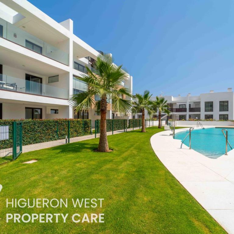 Private Garden Apartment - Pool Access and Terrace Near Carvajal Beach, Fuengirola - Appartement 3 Chambres - 30
