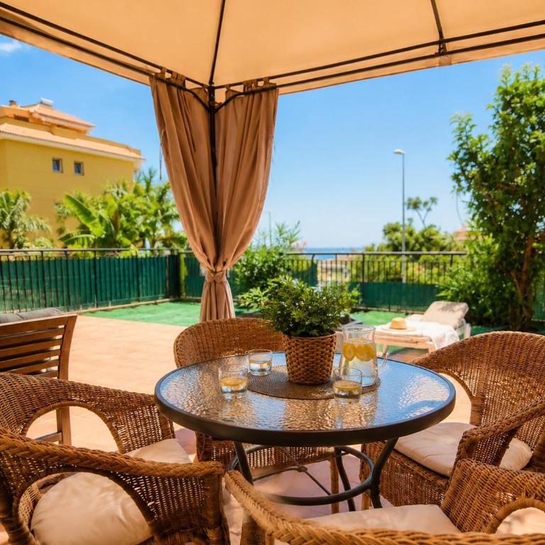 Spacious Apartment with Garden & Terrace - Apartment - Ground Floor - 1