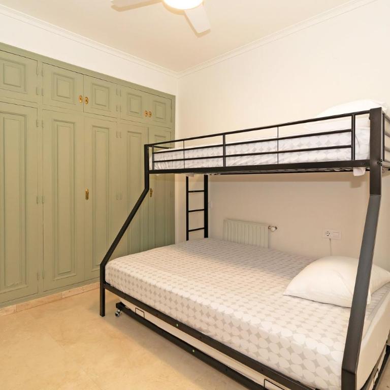 GuestReady - Apartment with terrace in Valencia - Four-Bedroom Apartment - 32