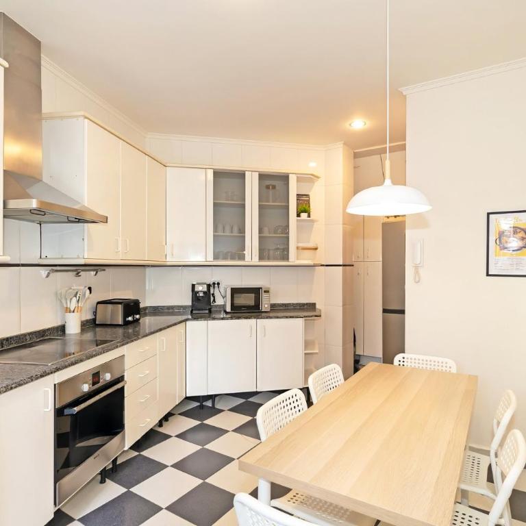GuestReady - Apartment with terrace in Valencia - Four-Bedroom Apartment - 18
