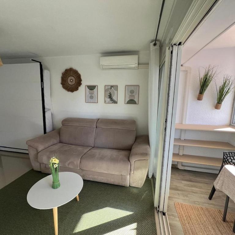 Cocon bord de mer, elegant apartment with AC and parking and wifi - Superior Studio - 8