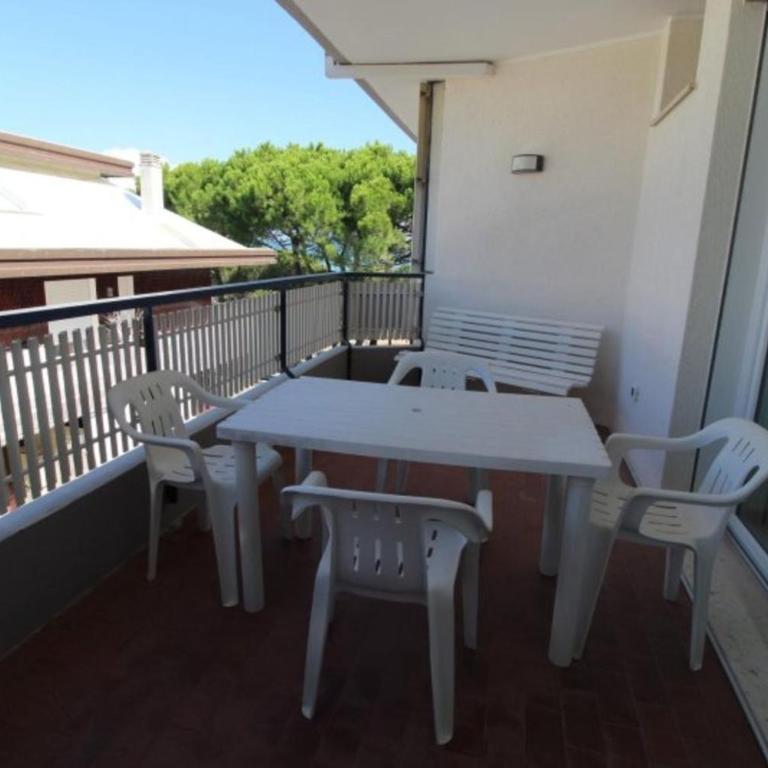 Cozy flat steps away from Lignanos golden beach - Appartamento - 1