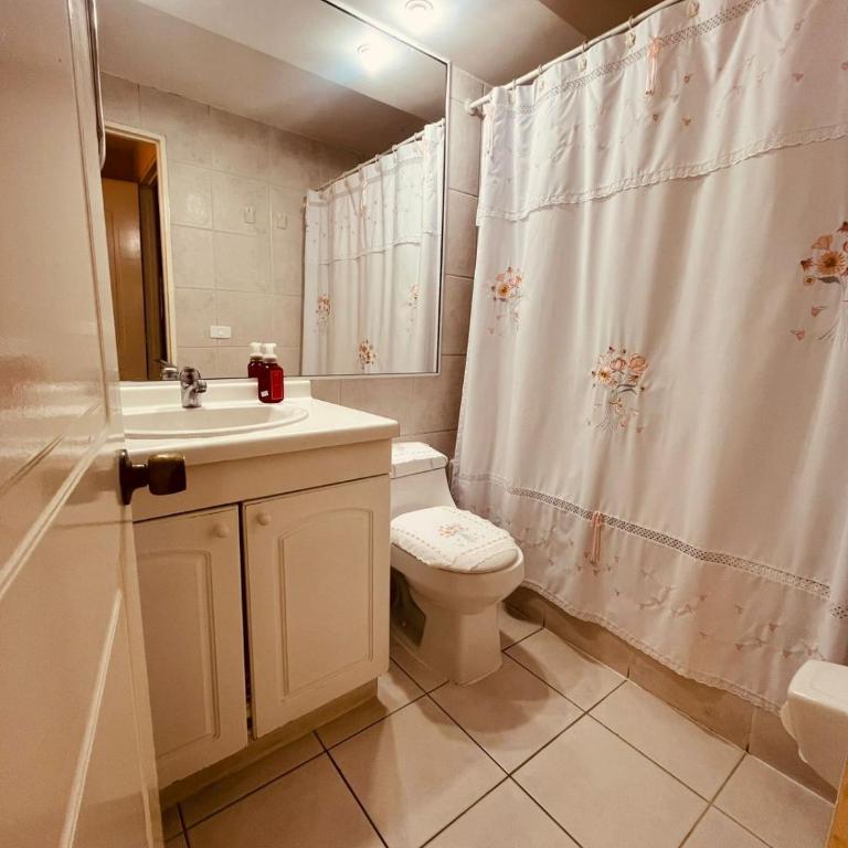 Departamento Compartido, Habitación con Baño Privado y Cama Matrimonial - Apartamento de 1 dormitorio - 6
