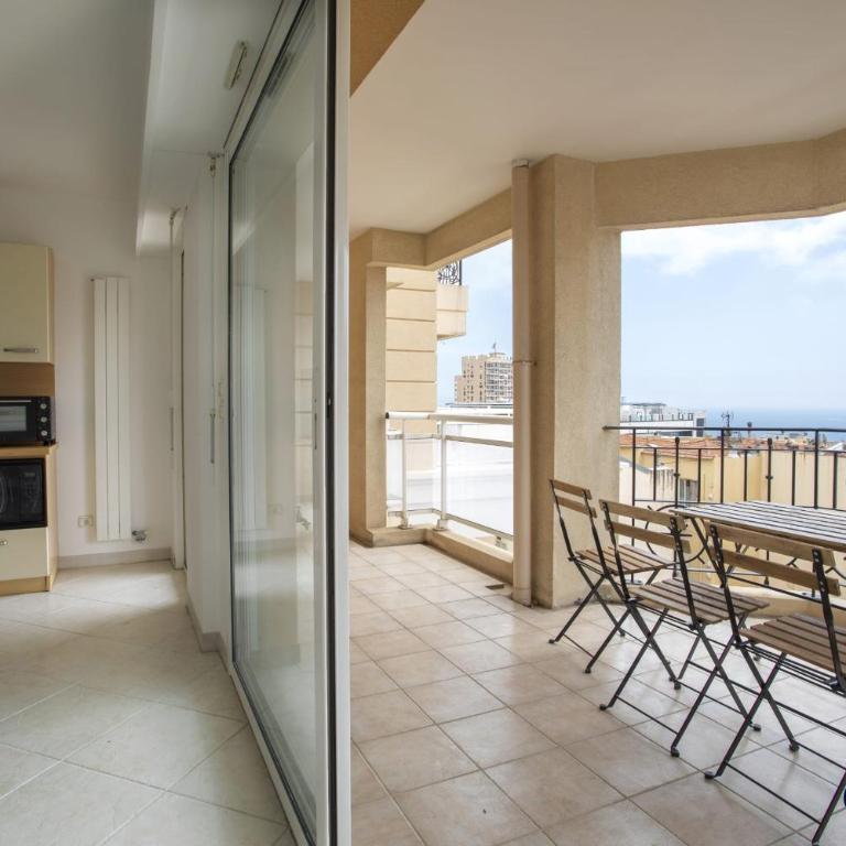 Appartement au centre de Beausoleil avec terrasse - Appartement - 2