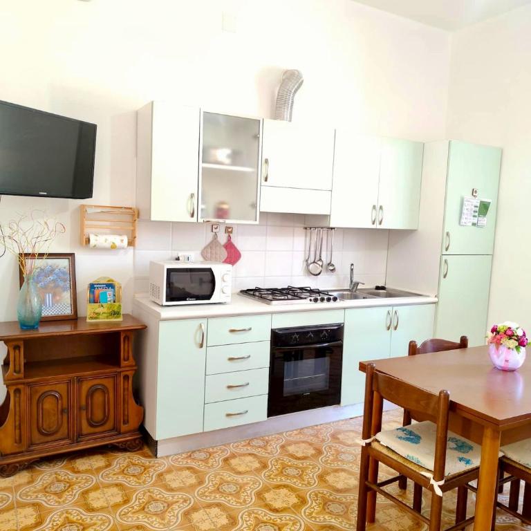 Il Portico - One-Bedroom Apartment - 2