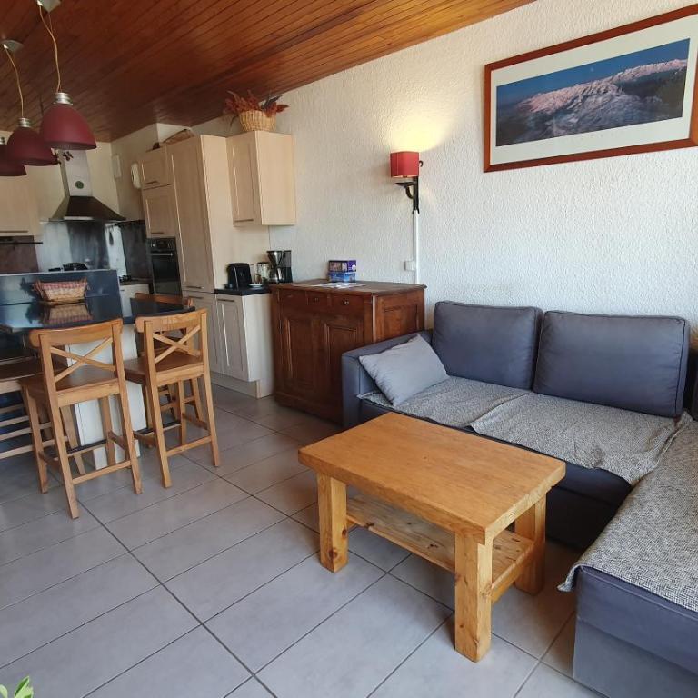 Logement entier, 2 chambres, plein sud, pied des pistes, Chamrousse 1650 - Appartement 2 Chambres - 1