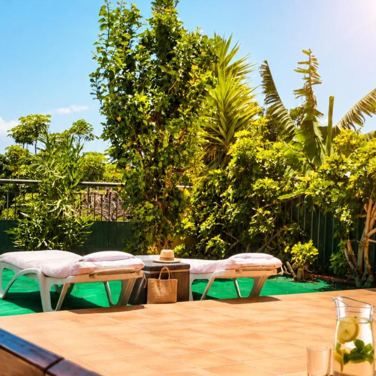Spacious Apartment with Garden & Terrace - Apartment - Ground Floor - 36