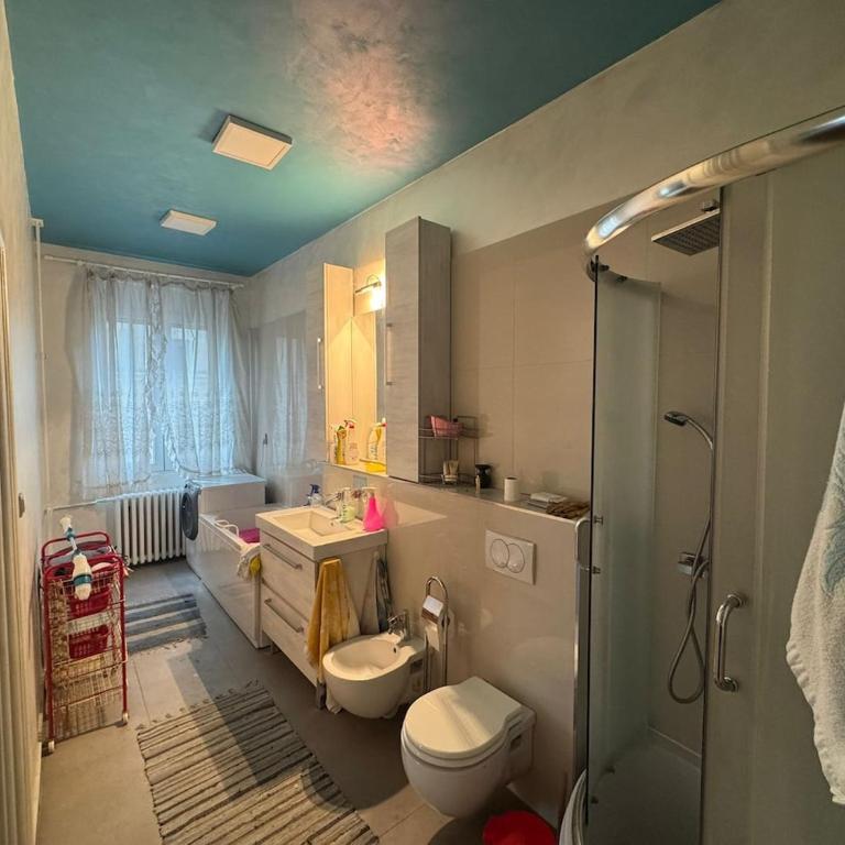 Artist Apartment with Views over Republic Square - Apartman sa 2 Spavaće Sobe - 3