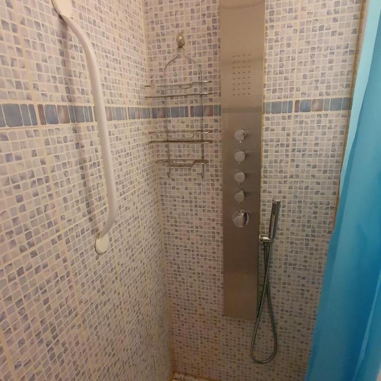 Logement entier, 2 chambres, plein sud, pied des pistes, Chamrousse 1650 - Appartement 2 Chambres - 16