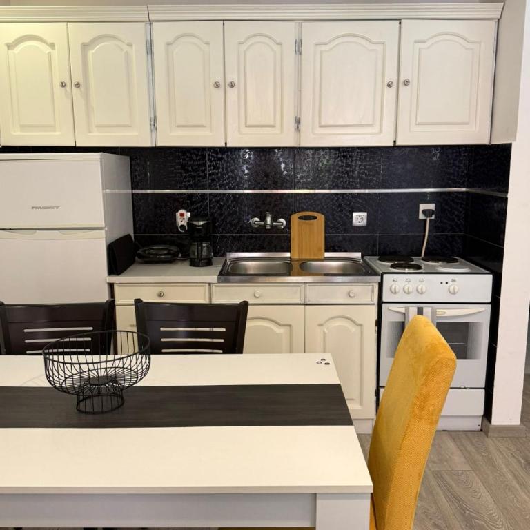 Nora's Nest Central Budva - Apartman sa 1 Spavaćom Sobom - 8