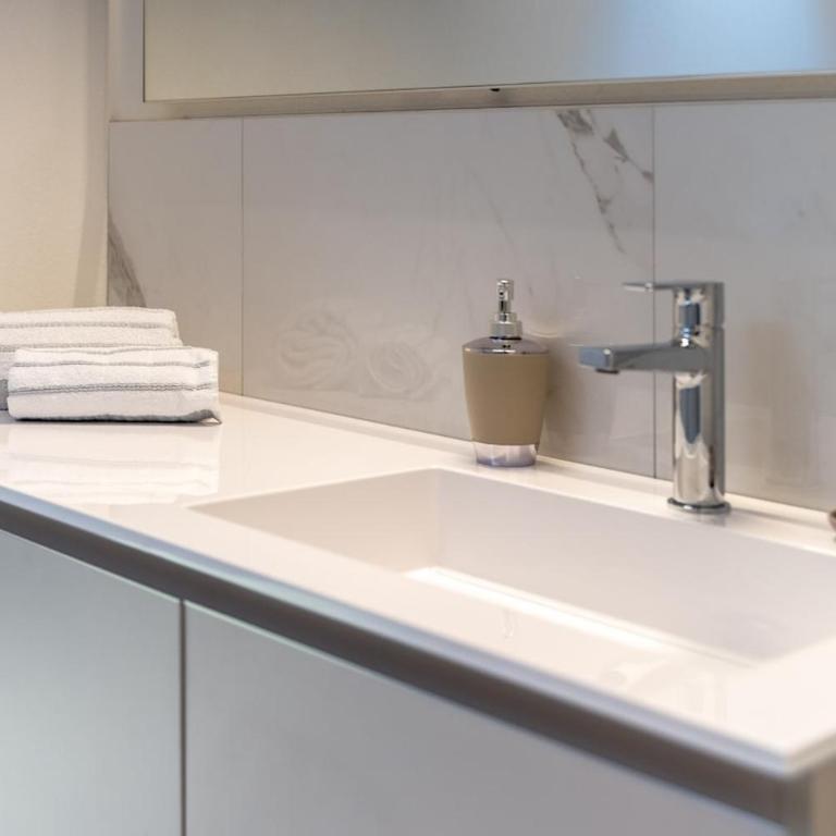 Luxury penthouse for 6 guests, free parking - Appartamento Deluxe con 2 Camere da Letto - 31