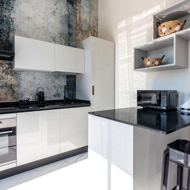 Luxury penthouse for 6 guests, free parking - Appartamento Deluxe con 2 Camere da Letto - 37