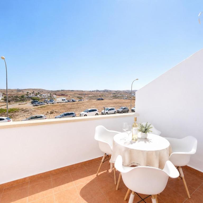 Sunny Bungalow with Pool & Patio in Sonnenland By Canarias Prime Homes - Bungalow - 10