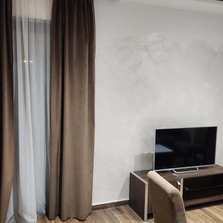 Val Lux Apartmani - Deluxe Doppelzimmer mit Zustellbett - 9