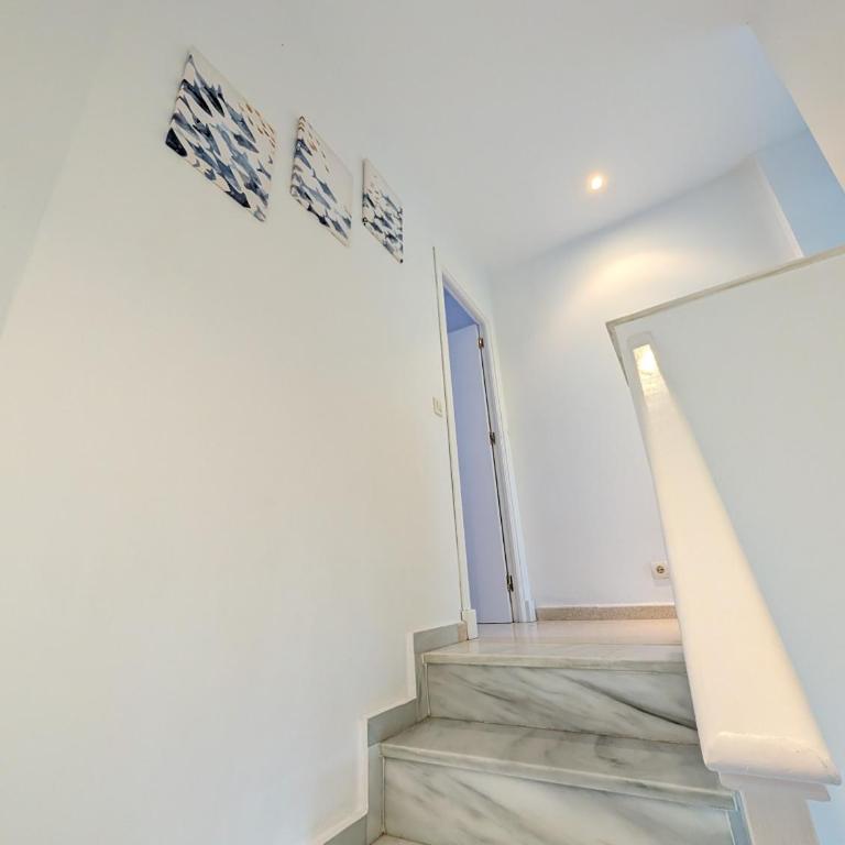 300 Livingtarifa Salsa - Apartment with Sea View - 16