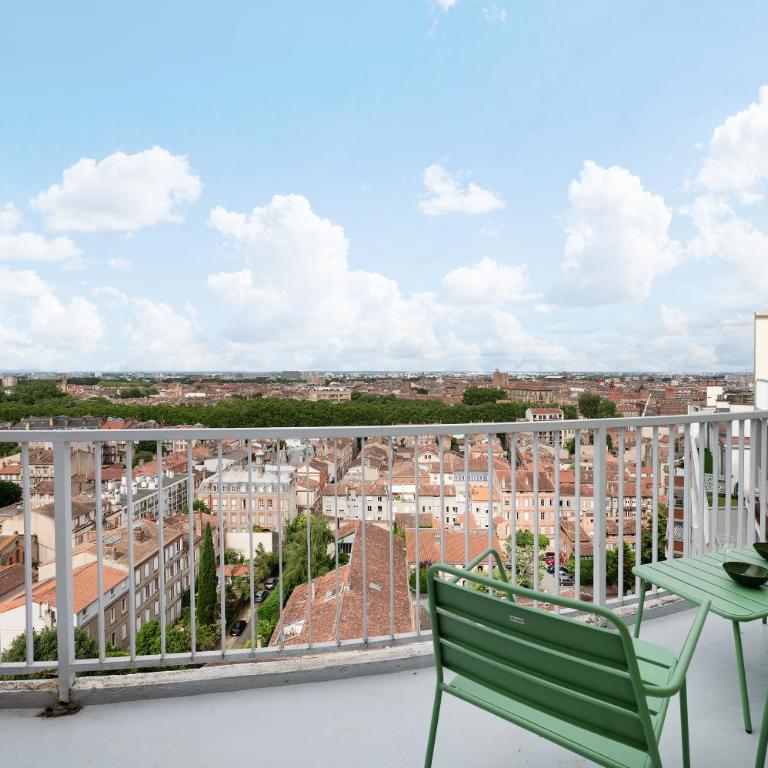 Beautiful panoramic view - AC Climatisation - Hypercentre Toulouse - 5min métro François Verdier - Apartamento de 1 dormitorio - 10