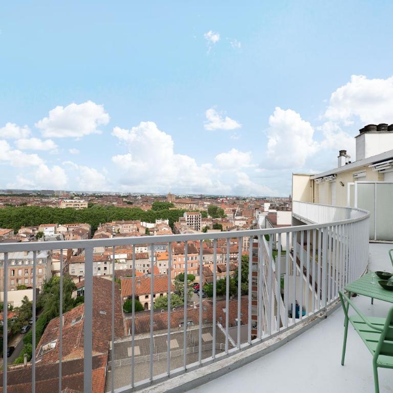 Beautiful panoramic view - AC Climatisation - Hypercentre Toulouse - 5min métro François Verdier - Apartamento de 1 dormitorio - 26