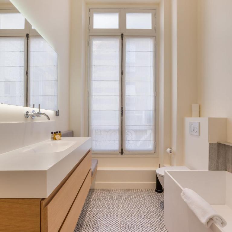 Luxury Paris Escape with AC in the Heart of the 7th - Appartement - 5