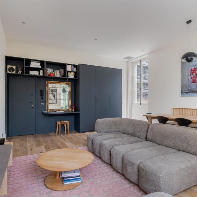 Luxury Paris Escape with AC in the Heart of the 7th - Appartement - 10