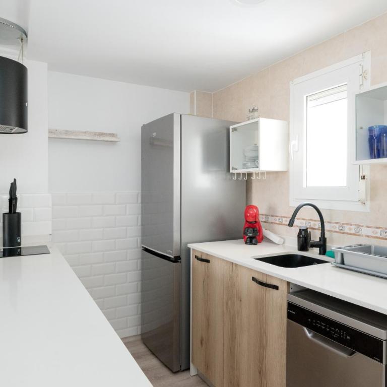 Apartamento con Parking y Piscina junto al Mar - Apartamento de 1 dormitorio - 62