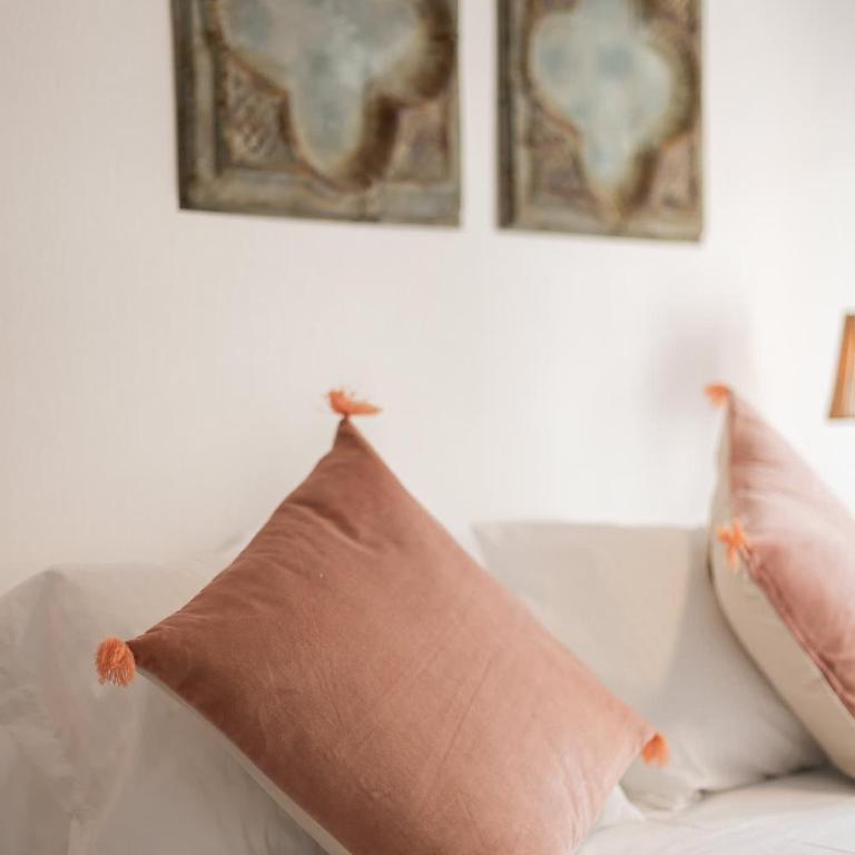 Cozy City Stay in Downtown Santiago for 2 - Apartment - 10