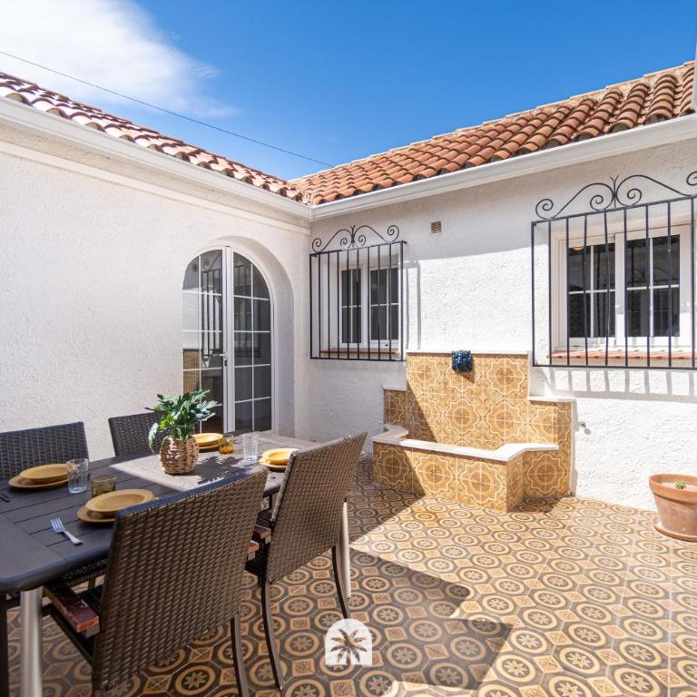 Mediterranean - El Patio - Apartment - 2