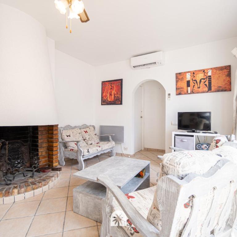 Mediterranean - El Patio - Apartment - 14