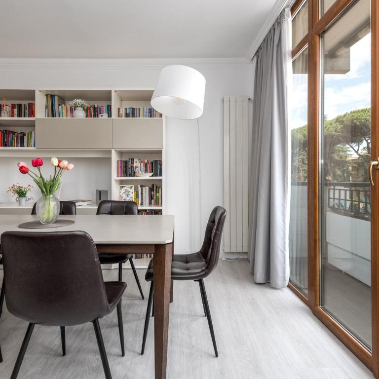 La Casa del Tomo - Metro A - Parcheggio Privato - 6 ospiti - Appartamento con 2 Camere da Letto - 21