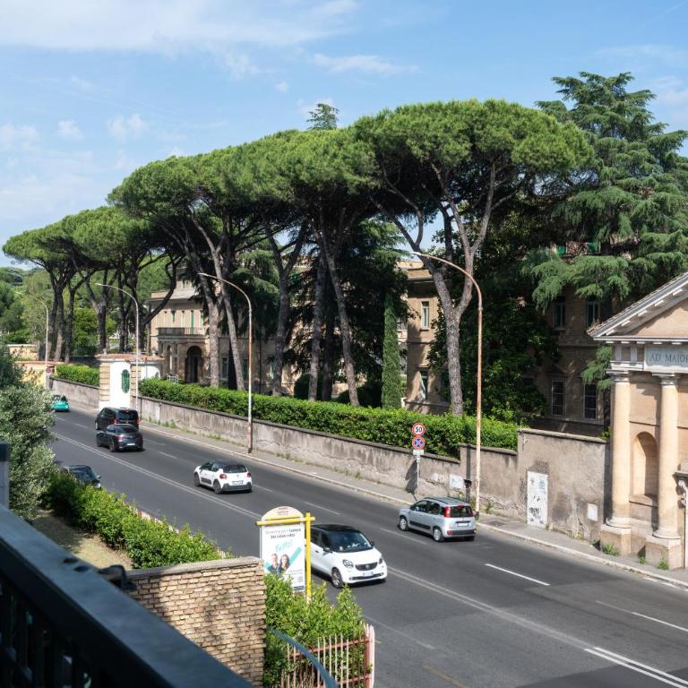 La Casa del Tomo - Metro A - Parcheggio Privato - 6 ospiti - Appartamento con 2 Camere da Letto - 9