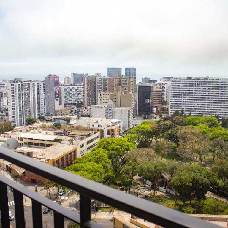 Exclusive Apt with balcony and street view - 1905 - One-Bedroom Apartment - 11