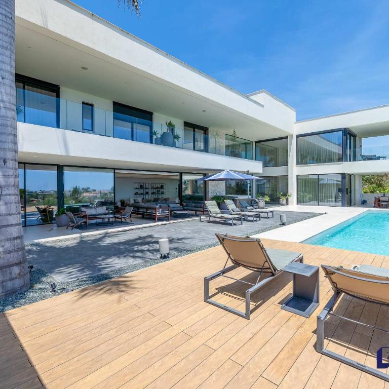 Villa Rabella - 5BR Luxury Seaviews Amenities - Villa - 11