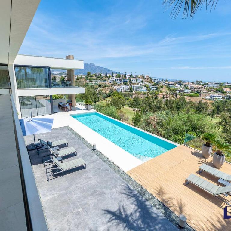 Villa Rabella - 5BR Luxury Seaviews Amenities - Villa - 2
