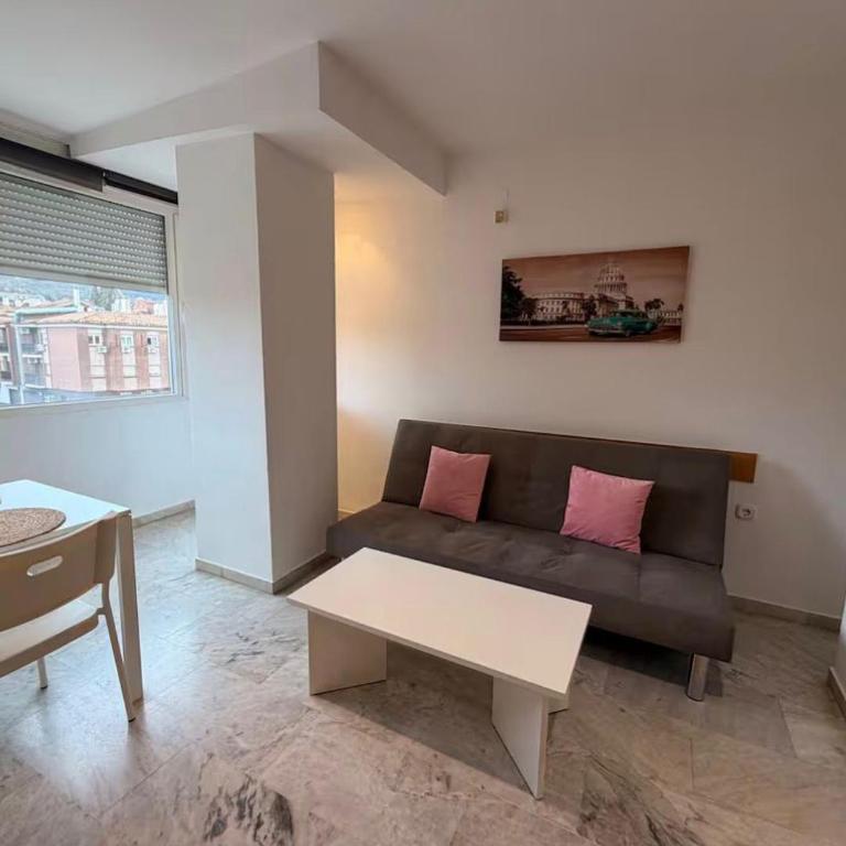 Apartamento en Granada, cerca del hospital - One-Bedroom Apartment - 2