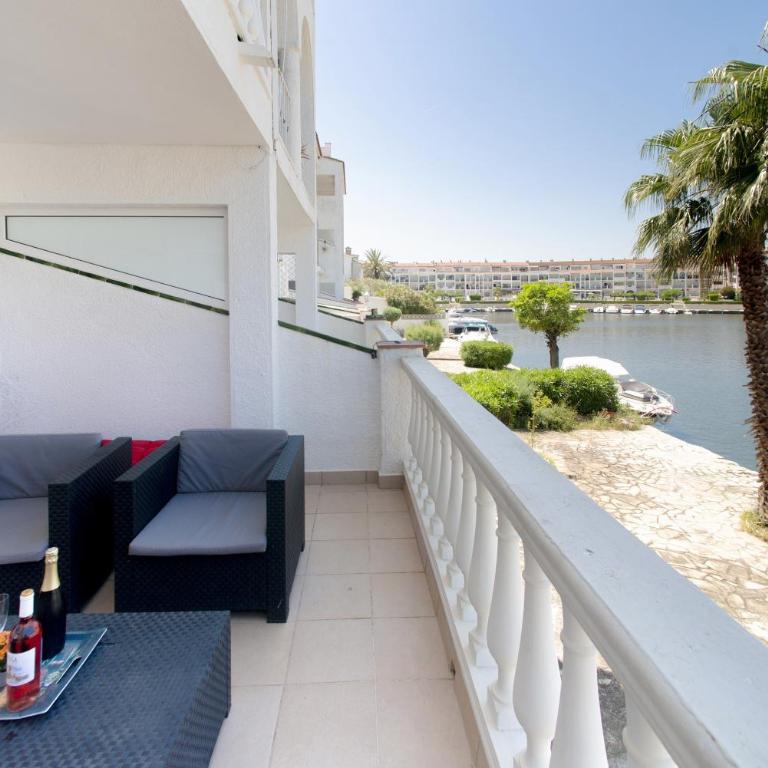 WELCS APARTAMENTO 380 EMP con terraza y parking - Apartment mit Terrasse - 2