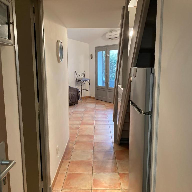 Charmant duplex au coeur de la camargue - Appartamento con 1 Camera da Letto - 14