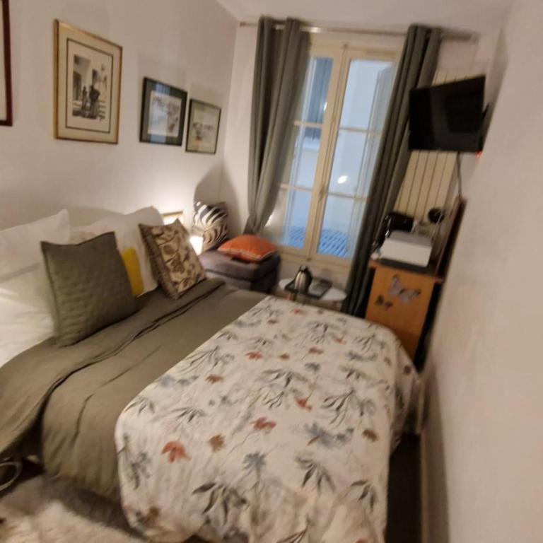 1mins Gare Montparnasse,,center, st Germain ,5minute Eiffel tour and Louvre meusm aesome place , - Appartement 1 Chambre - 2