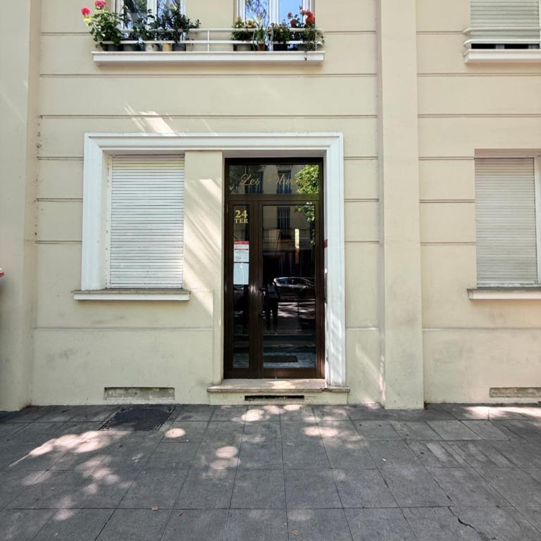 Lovely 3 rooms Nice riquier next to Port with AC! - Appartement 2 Chambres - 5