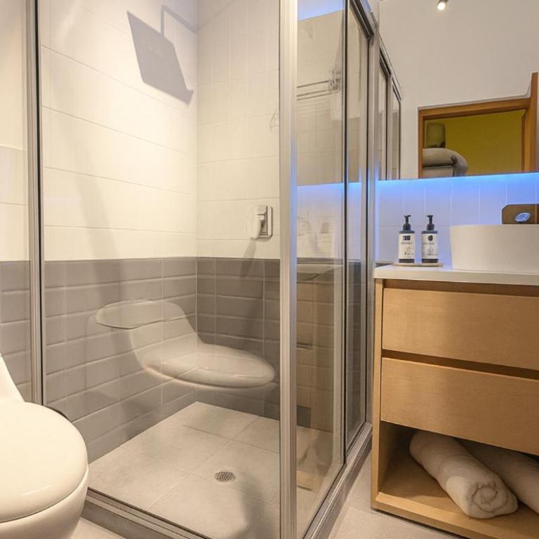 Casa Dreamer Bogotá - Habitación Cuádruple Confort - 5