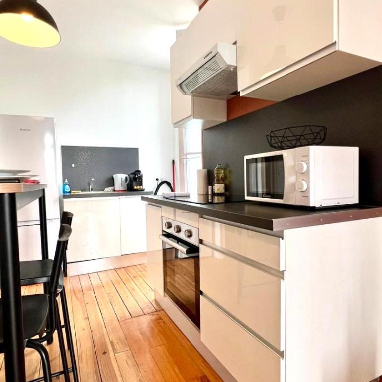 Le Payolle - 3 Chambres - Centre Pau - Appartement 3 Chambres - Étage Supérieur - 12