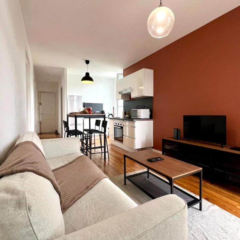 Le Payolle - 3 Chambres - Centre Pau - Appartement 3 Chambres - Étage Supérieur - 13