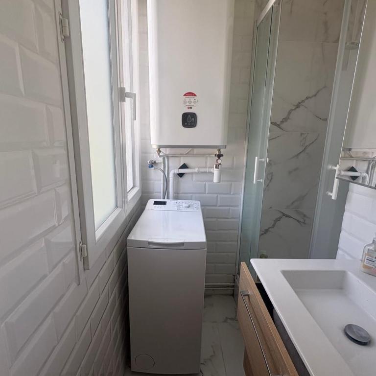 Studio avec balcon au cœur du 15e arrondissement - Appartement - 9