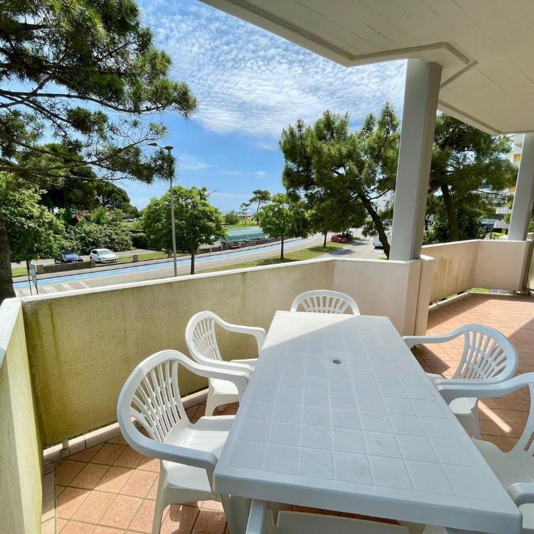 Spacious beachside flat with terrace - Appartamento - 16