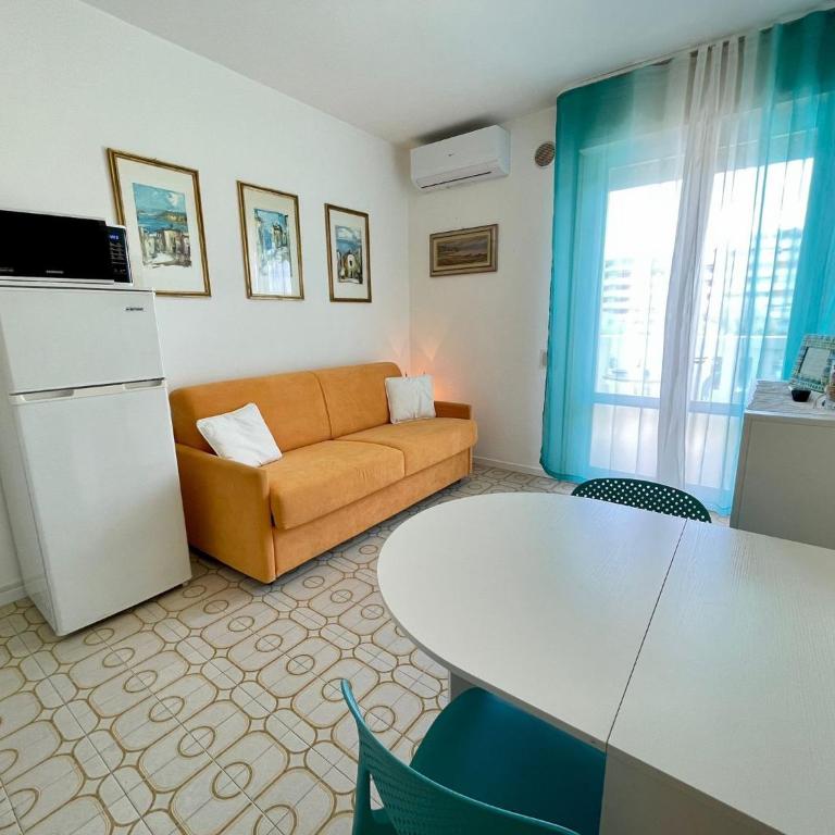 Pool view studio 240m from the sea - Monolocale - 7