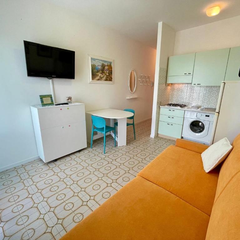 Pool view studio 240m from the sea - Monolocale - 8