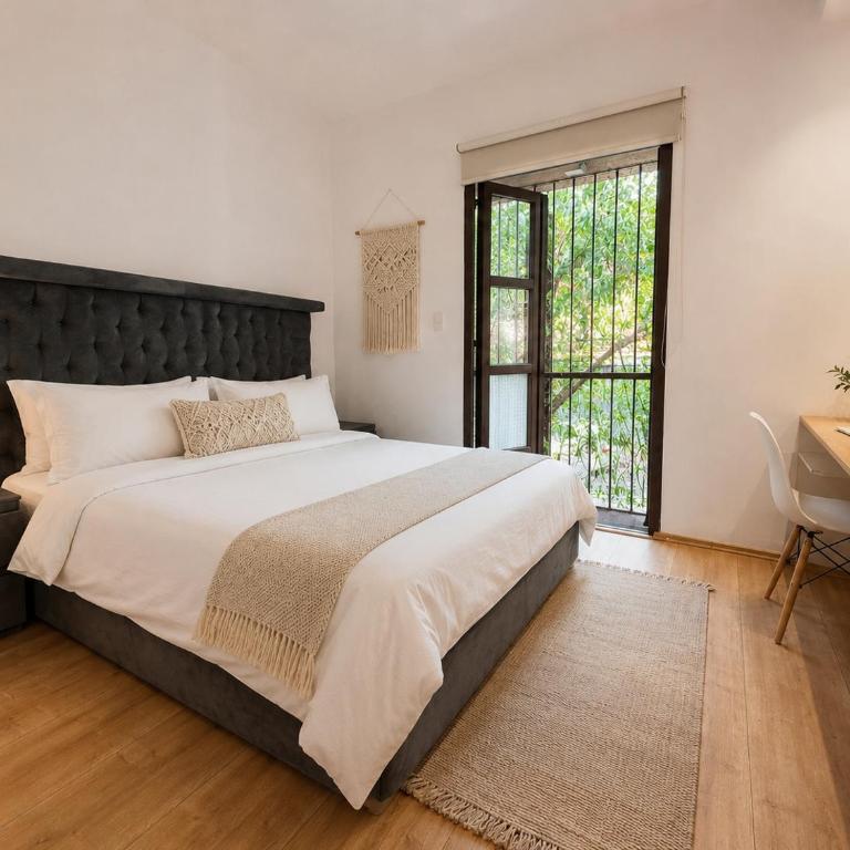 Casa del Arbol - Double Room with Balcony - 1