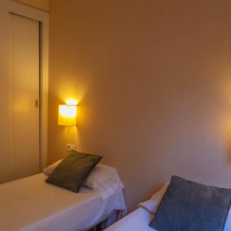 2 bedroom apartment in Sa Punta Begur- Sea views terrace pool and access to the beach Ref:H29 - Apartamento - 25