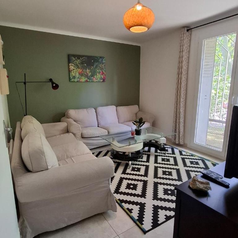 Bel Appartement et Parking - Apartamento de 1 dormitorio - 1