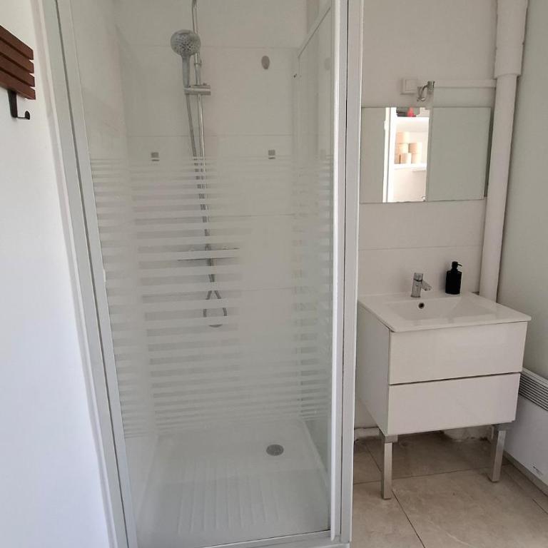 Bel Appartement et Parking - Apartamento de 1 dormitorio - 22